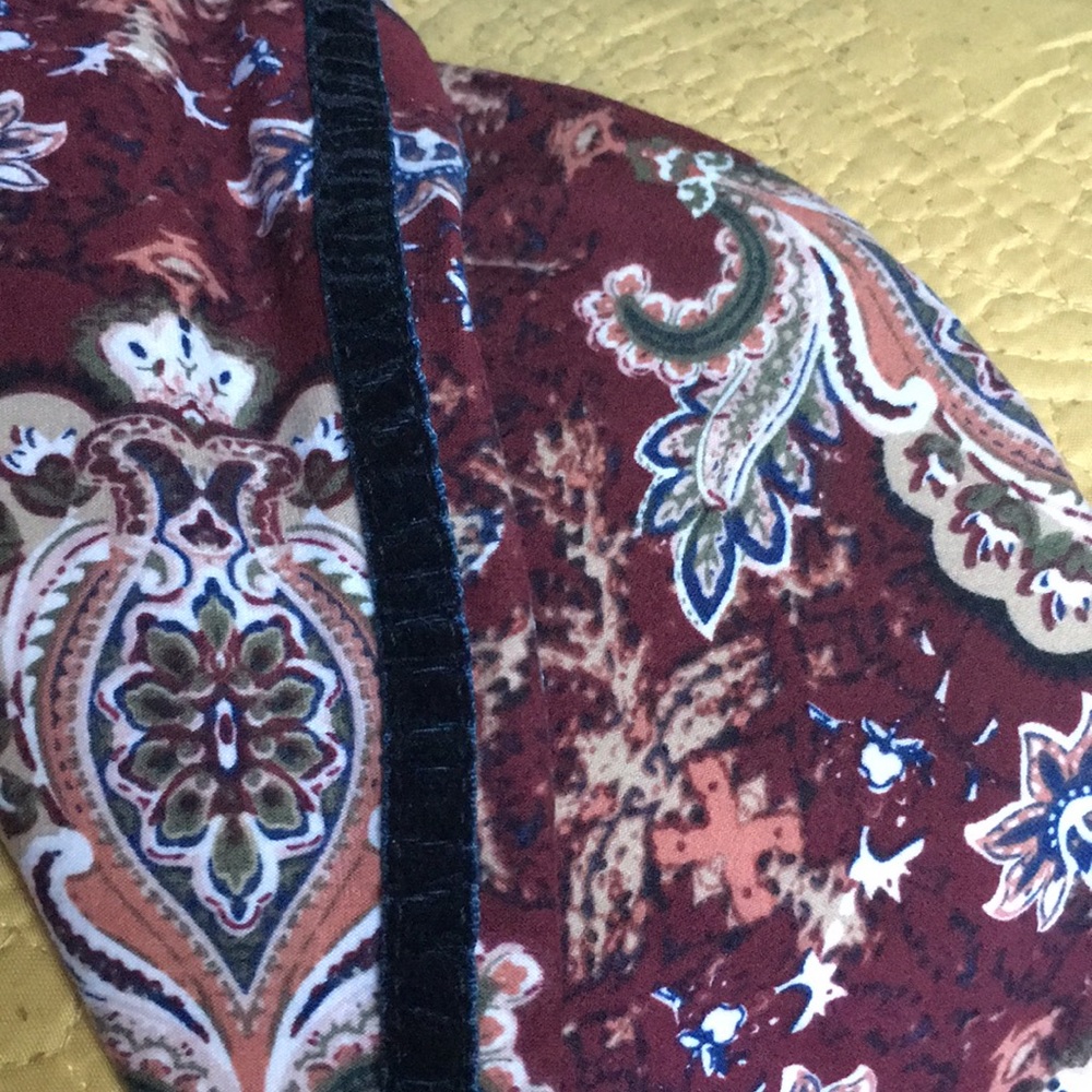 Paisley Design stretch Tights - Picture 2 of 6